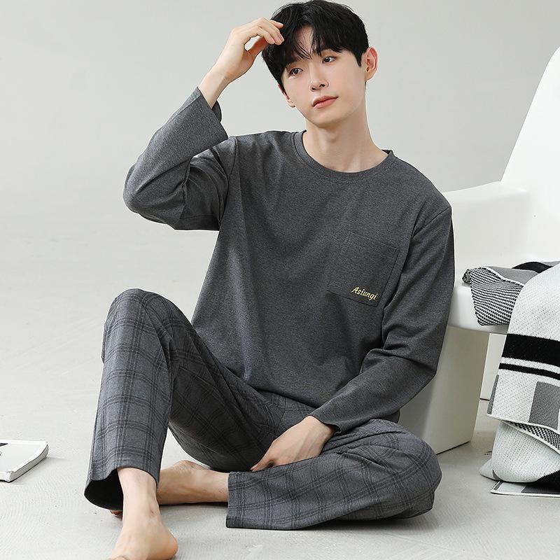 Men's Spring/Autumn Modal Pajama Set: Round Neck Pullover with Long-Sleeve Top and Trousers, Suitable for Outdoor Wear and Sports Style.