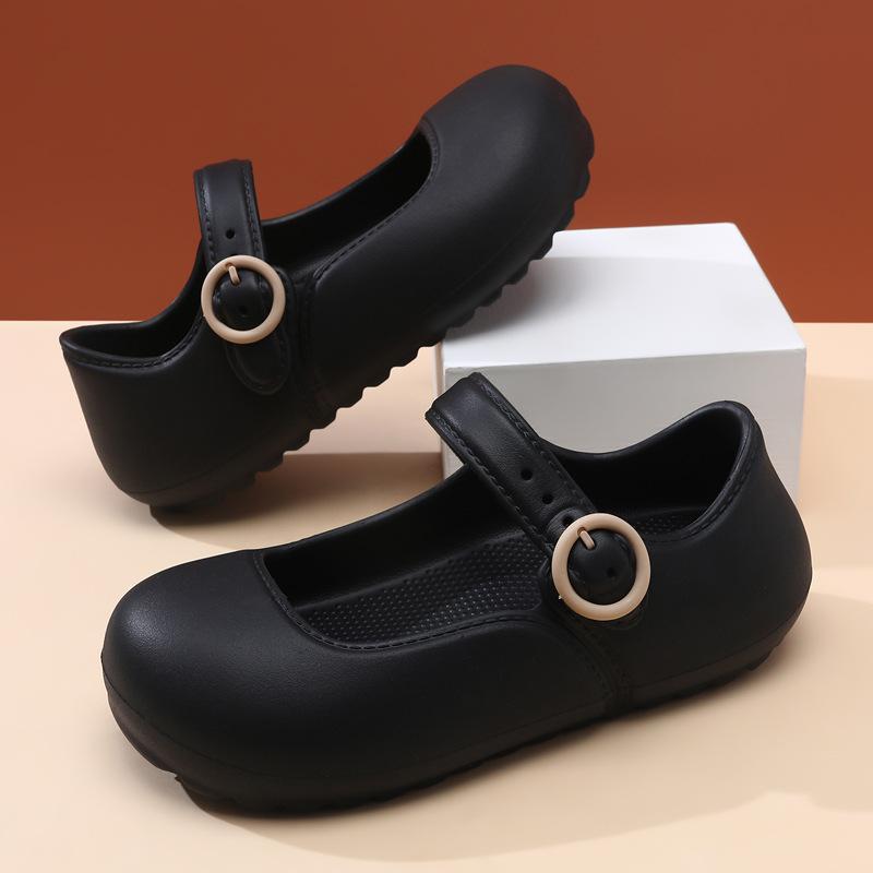 New hole shoes for women to wear in summer, thick soles to increase height, lazy bags and sandals, fashionable and comfortable soft soles