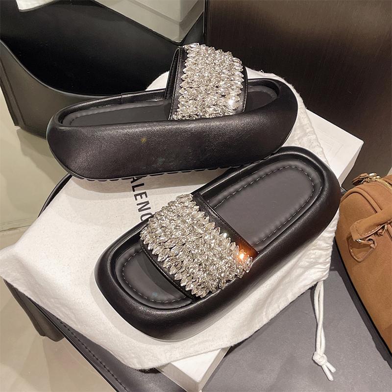 Fashion Flats Women Slippers Crystal Platform Dress Shoes Fashion Woman Sandals 2025 Casual Slides Designer Flip Flops Mujer Zapatos