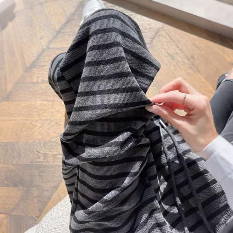 2025 Autumn/Winter Women's High Waist Wide-Leg Trousers with Color Block Stripes - Comfortable, Loose Fit, Floor-Length.