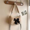 Handheld fluffy women's bag, new autumn and winter plush bag, cute bow small square bag, shoulder messenger bag.