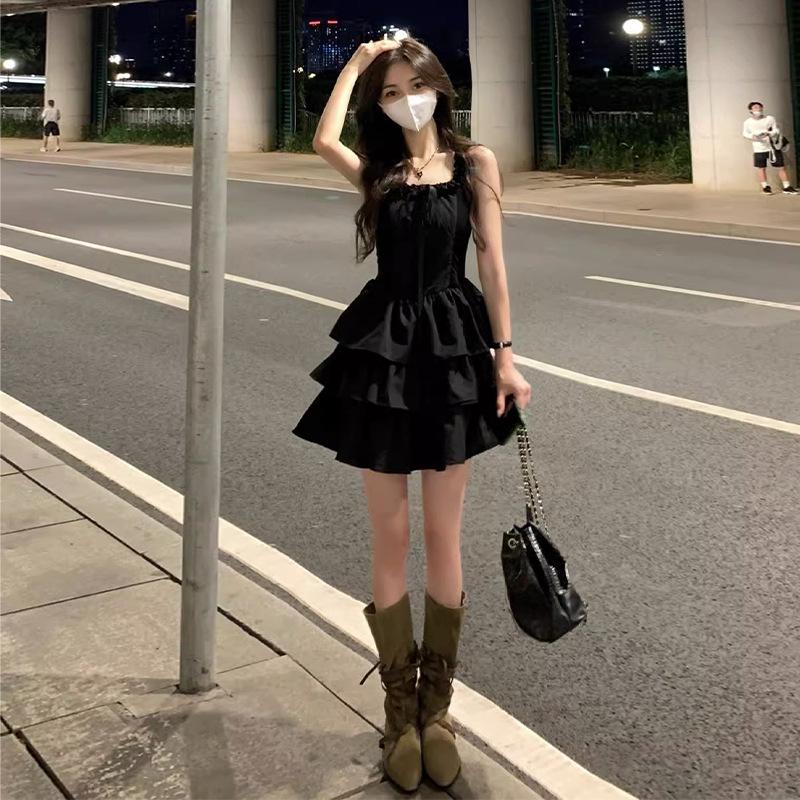 

2025 Французское черное летнее платье на тонких бретельках с завышенной талией - Элегантное и стройнящее пышное платье XL for 60/65kg