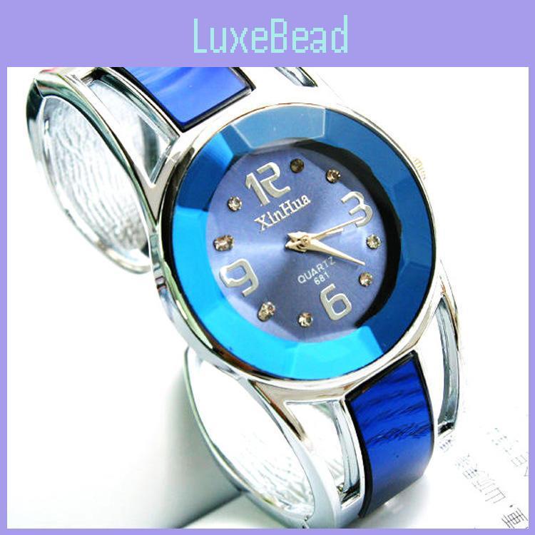 Unisex Bracelet Watch Quartz Analog Wristwatch In Vibrant Candy Colors For Everyday Style