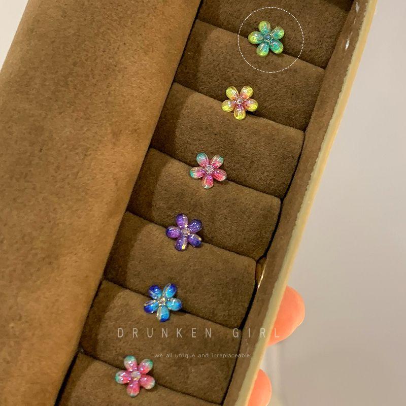 

Цвет Маленький Цветок Титановая Сталь Серьги-Пусеты для Пирсинга Хряща Уха Женские Серьги Подходят для Лета Летний Дофаминовый Двойной Пирсинг Уха Серьги Light green flower single (thick 0.8)