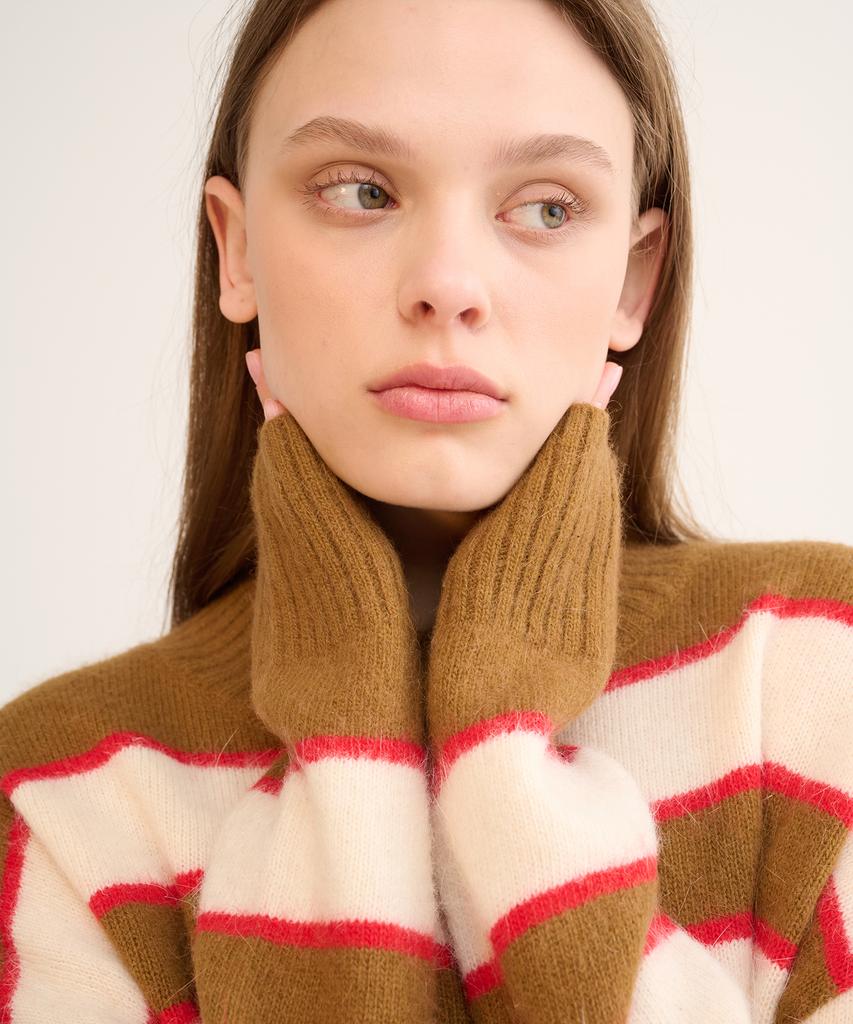 NOIR An Sweater