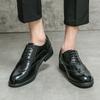 Fashion New Retro Pointed Two-Tone Patchwork Brogue Flats Oxford Shoes Men Casual Loafers Formal Dress Footwear Sapatos Tenis Masculino