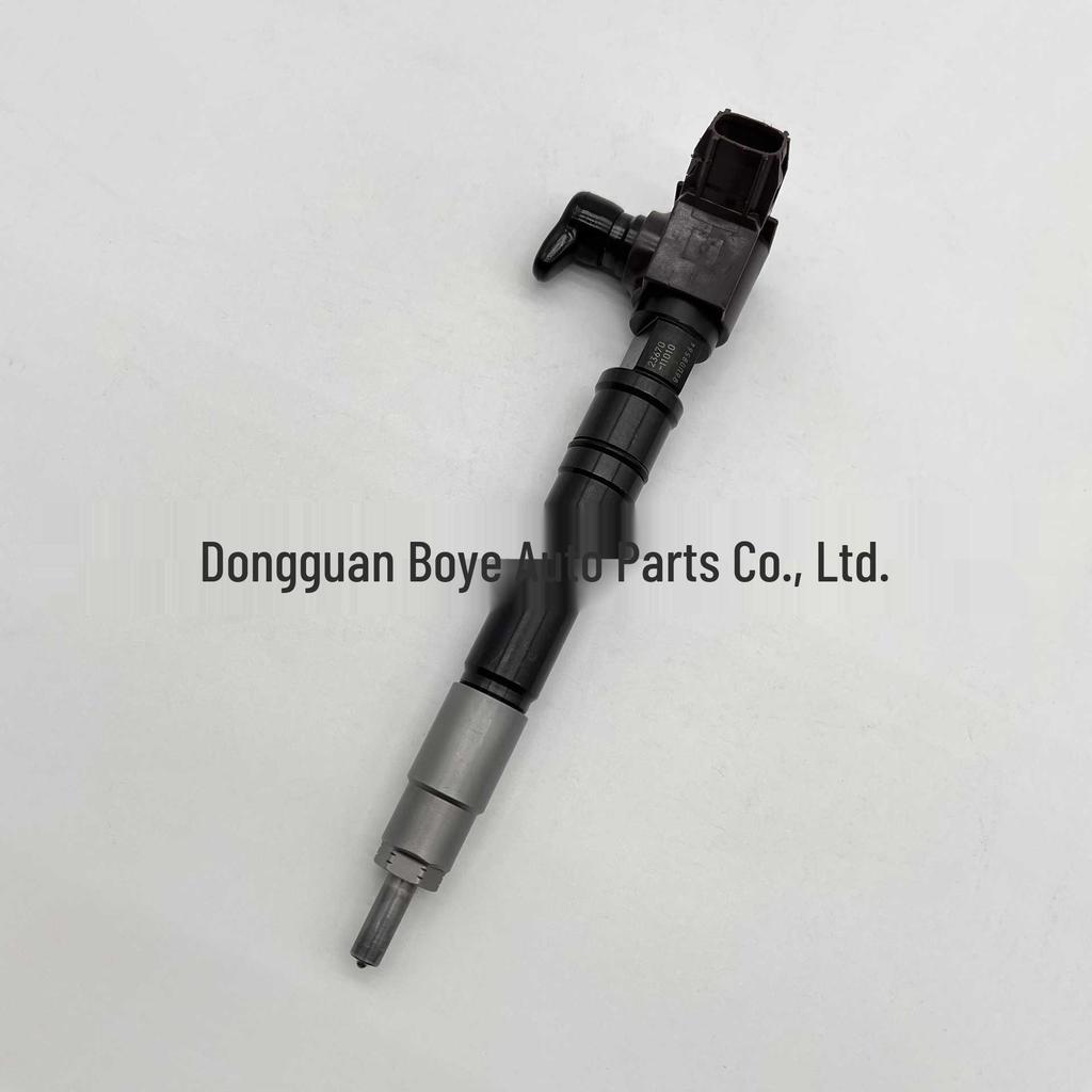 1GD 1GD-FTV 2.8L Engine High-Pressure Common Rail Injector 23670-11010