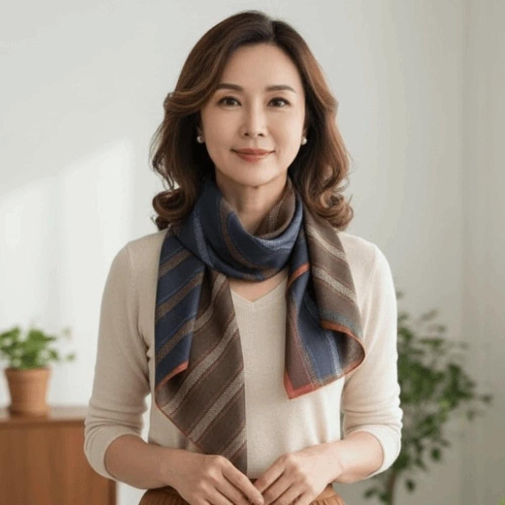 Lightweight Double-sided Printed Silk Scarf Sunscreen Retro Patterned Square Shawl Outdoor