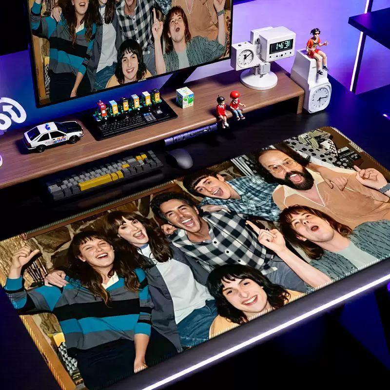 Stranger Things Kožená podložka pod myš Malá Velká Klip z filmu Podložka na stůl do koleje E-sport Protiskluzová podložka pod myš a klávesnici Personalizovaná Kreativní podložka na stůl