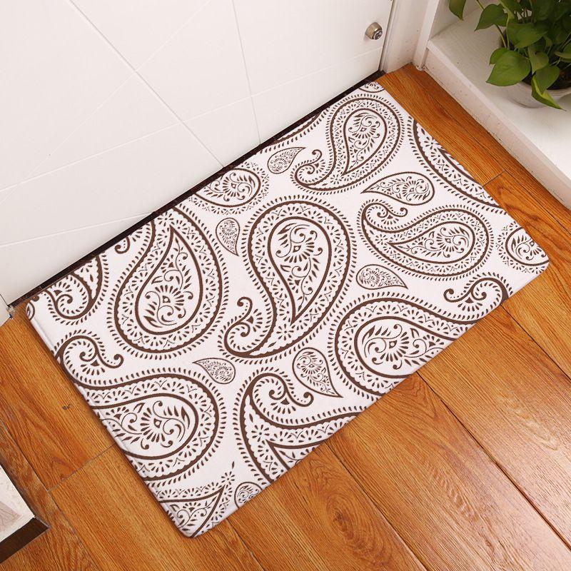 Elegant Persian Ornamental Paisley Buta Pattern Doormat For Luxurious Home Decor