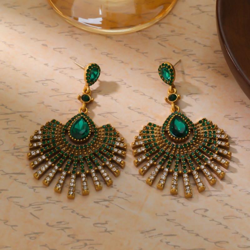 Retro Diamond-encrusted Water Drop Fan Earrings Fashion French Light Luxury Niche Temperament High-end Earrings Women
