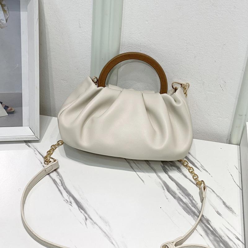 Niche bag women's new trendy shoulder armpit bag high-end sense versatile crossbody pleated cloud bag tide