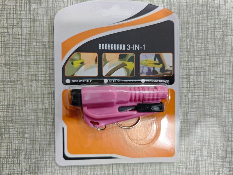 3-in-1 Safety Keychain: Window Breaker, Emergency Hammer, Whistle & Cutter