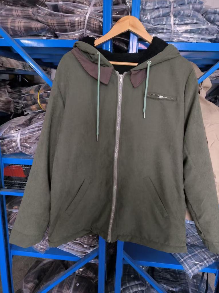 Men's Casual Fleece-Lined Cotton Hooded Jacket with Zipper Pockets