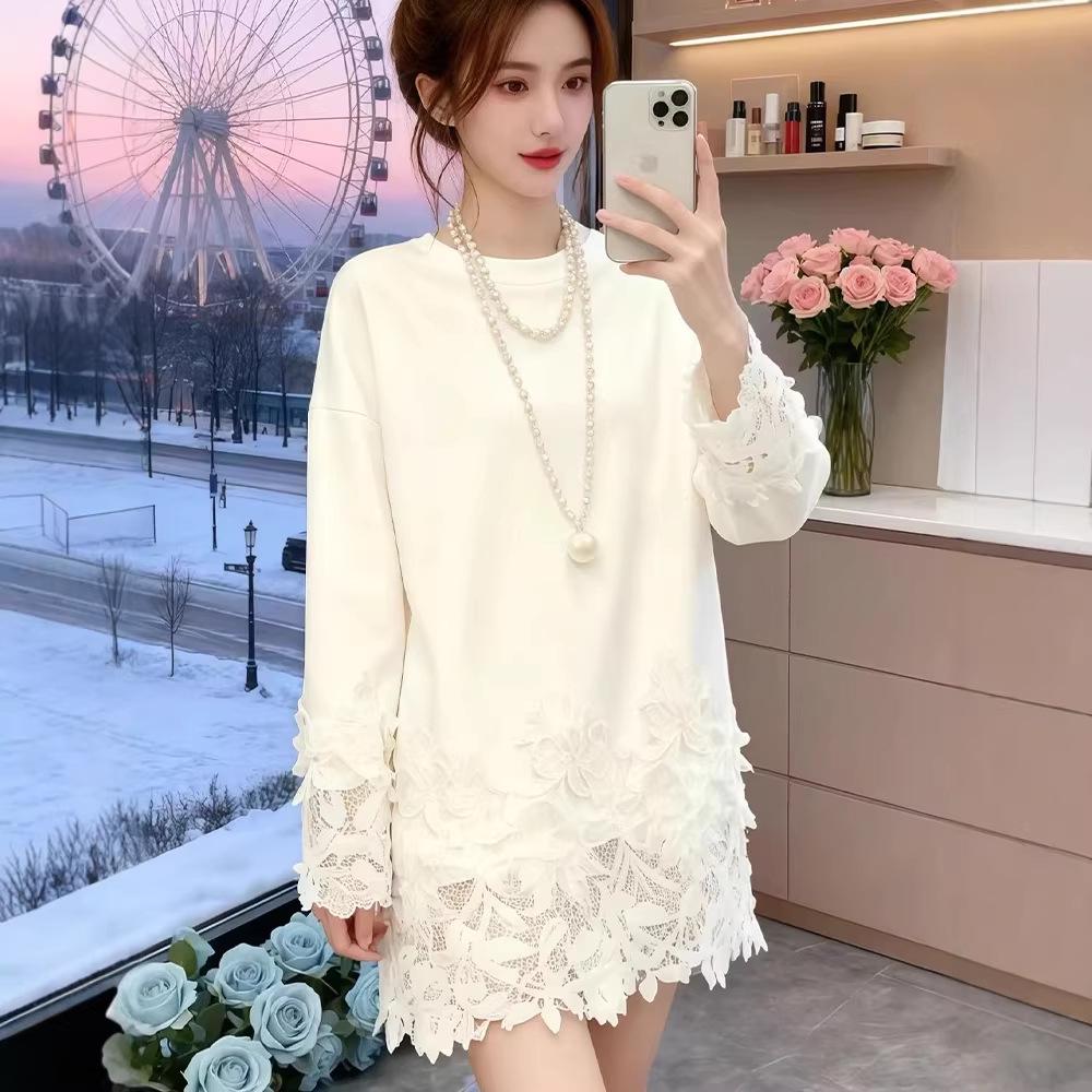 

Plus Size German Velvet Lace Patchwork Long Sleeve Top for Women - Autumn/Winter 2026 Collection 3XL (recommended for 80-90 kg) белый