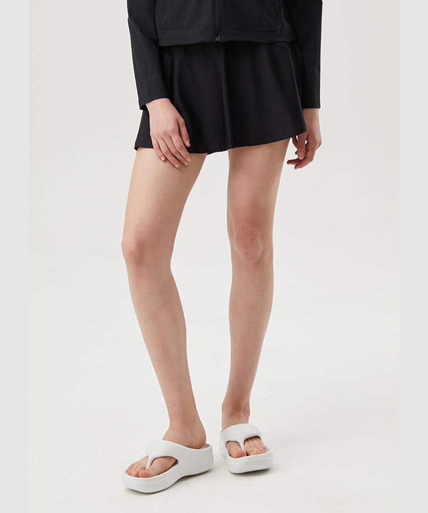 LECOQ Women'S Skirt With Built-In Shorts Black (Qp222Ssk54)
