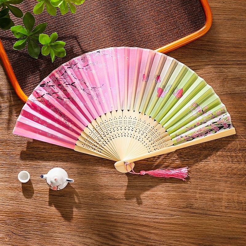 Traditional Chinese Sle Hand Fan Women's Qipao Dance Fan Portable Summer Small Foldable Fan Silk Material Bamboo Frame