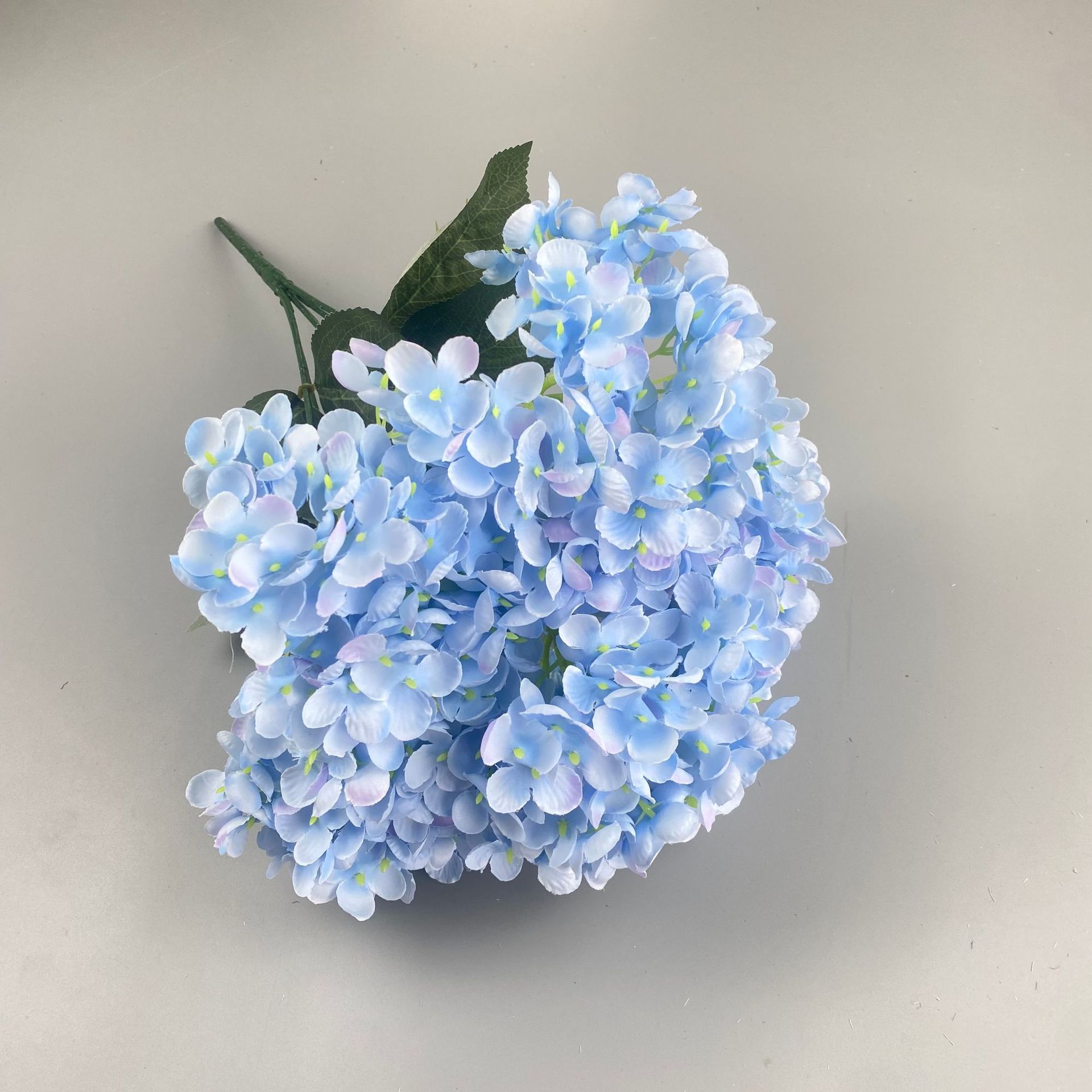 

1PC 5-Head Artificial Flowers Silk Hydrangea Bridal Bouquet Real Touch Fake Flowers Home Party Wedding Decoration 1PC(No vase) светло-синий