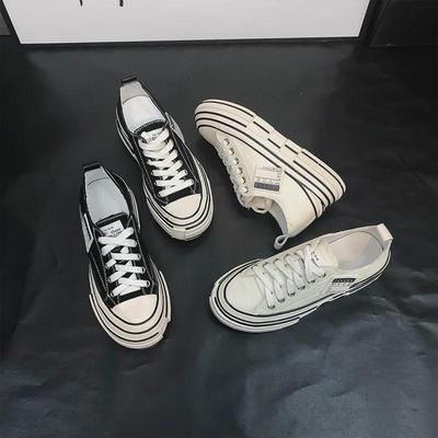 Scarpe basse in tela nera da donna Autunno 2024 di Wu Jianhao: Stile Coreano, Suola Spessa, Design Rialzante