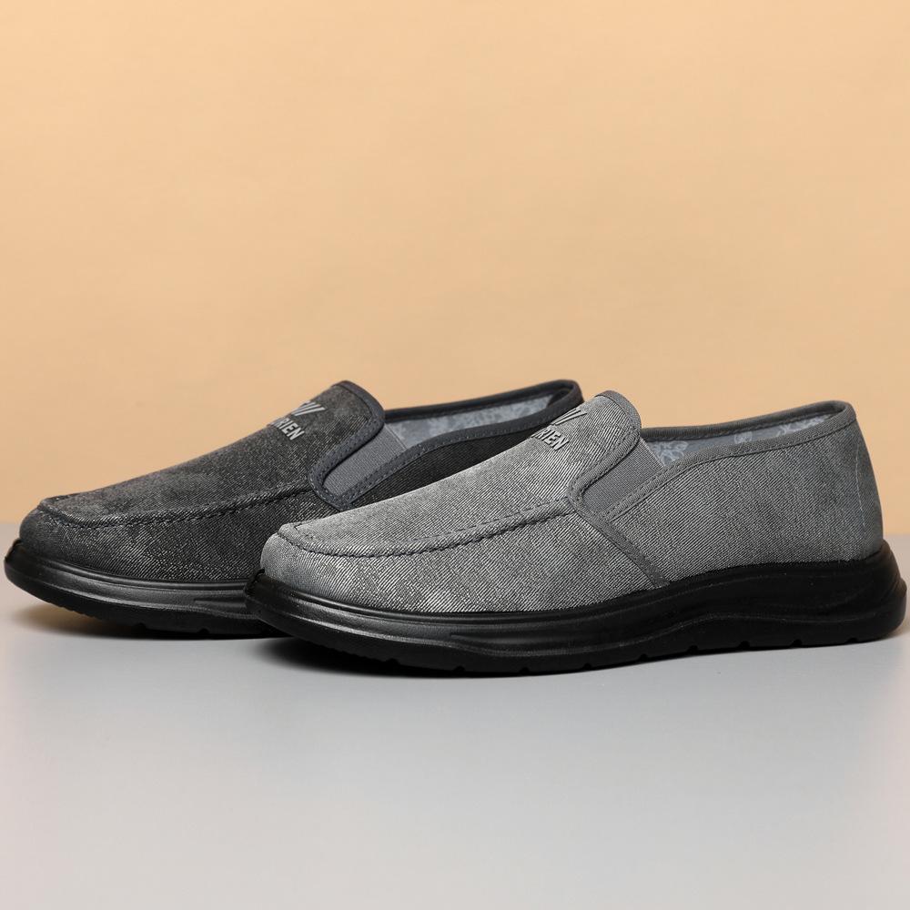 Large Size Casual Shoes Men's Shoes New Light, Comfortable, Breathable and Wear-resistant One-pedal Lazy Shoes Doudou Shoes Tooling Shoes