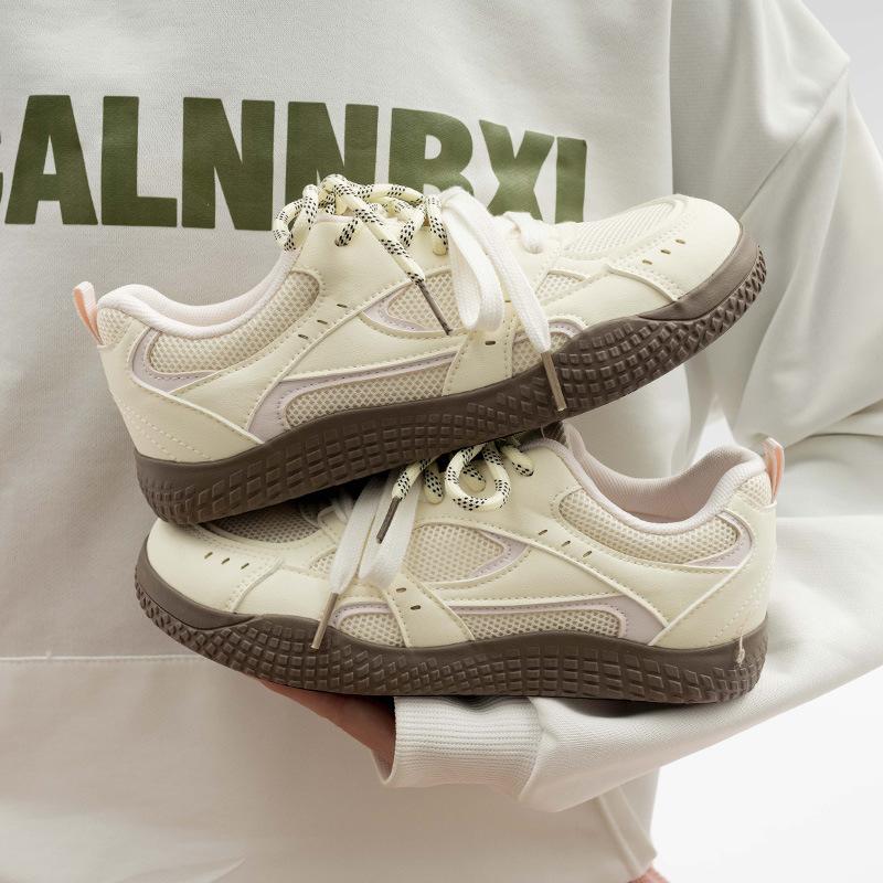 Zvyšující tenisky studentská sportovní obuv univerzální síťovaná dámská obuv lehká německá tréninková obuv