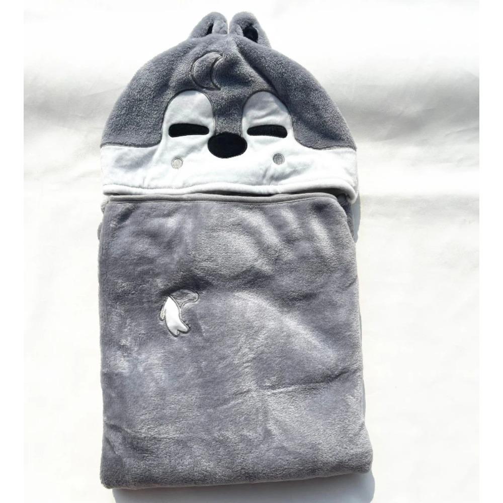 MINISO Kpop Skzoos Hooded Blanket Cartoon Cute Flannel Lazy Shawl Cape Blankets Bangchan LeeKnow ChangBin Felix Gifts Home Decor