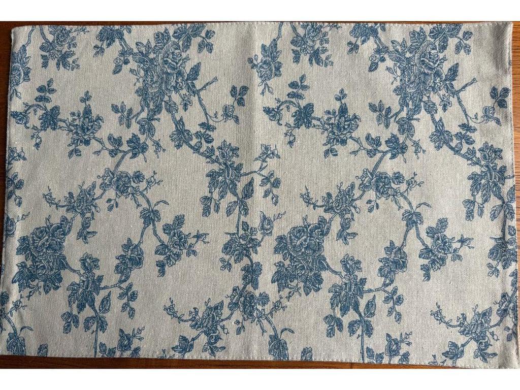 Blue & White Porcelain Retro Cotton Linen Tablecloth with Yellow Tassels