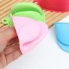 Non-Slip Heat Insulation Kitchen Gloves - Soft Rubber, Anti-Scald, Ideal for Oven and Air Fryer Use