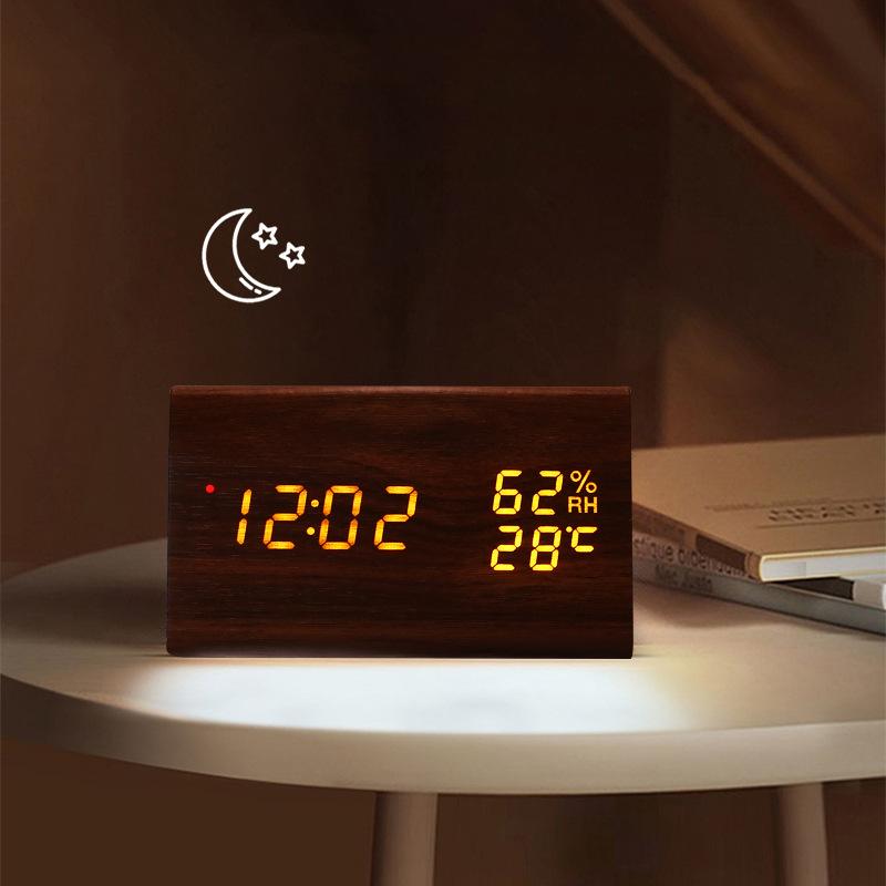 Japansk Trekant Temperatur og Luftfuktighet Tre Radio Klokke Elektronisk Treklokke Intelligent Søvn Vekkeklokke Tysk Digital Radiobølge