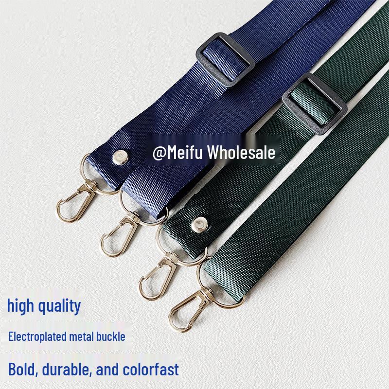 Adjustable Crossbody Mobile Phone Lanyard: Sturdy, Durable, Wear Around Neck or Shoulder with Wide Retractable Strap