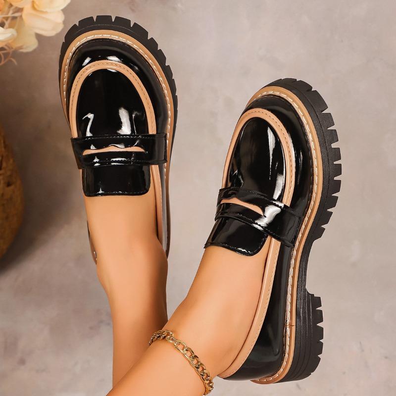 Elegant Flat Loafers for Women Plus Size Bowtie Patent Leather Loafers Shoes Woman Autumn Thick Sole Round Shoes Lady