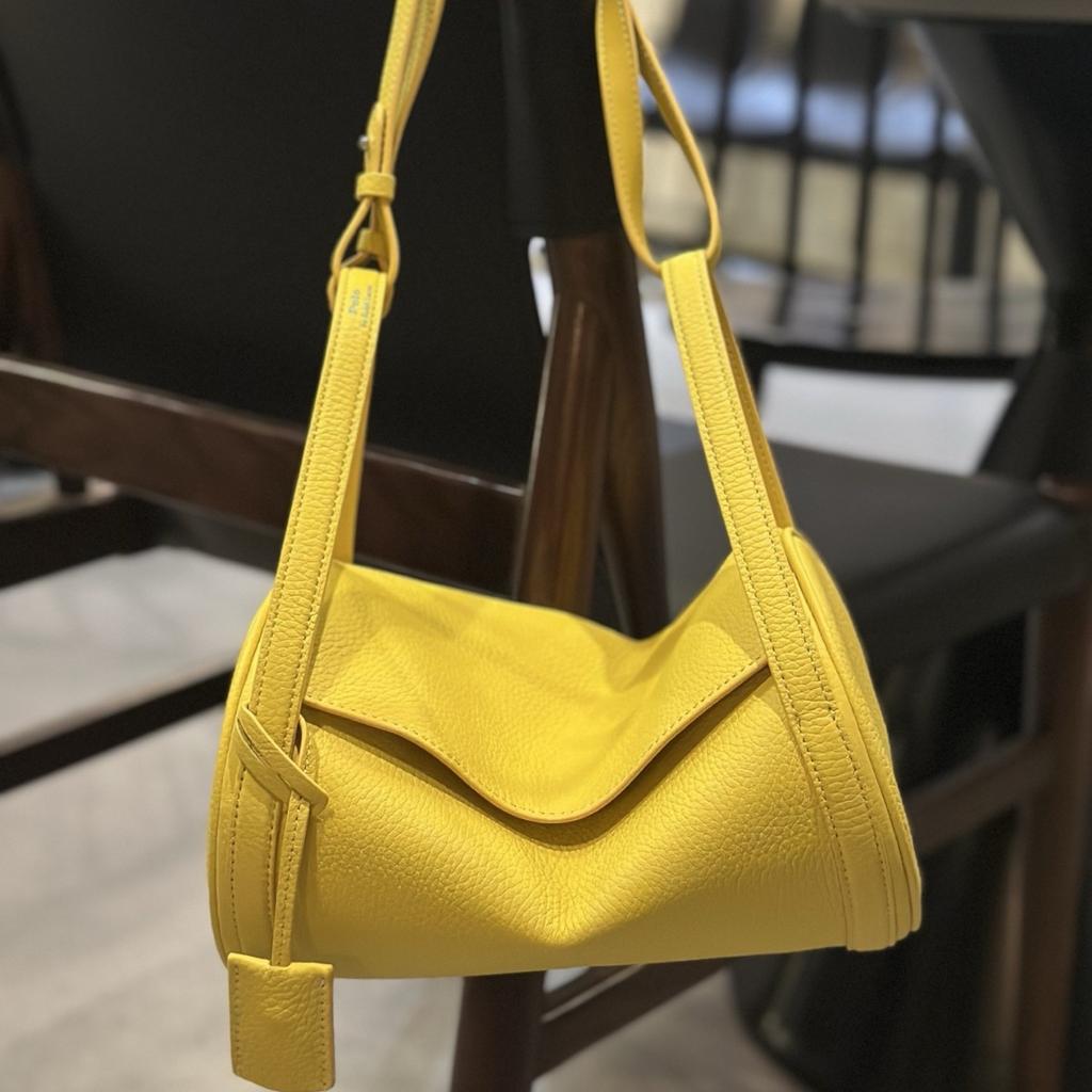 Ralph's 2025 New Pen Holder Bag, First Layer Cowhide, High-end Pillow Bag, Women's Underarm Bag, One Shoulder Messenger Bag, Women's.