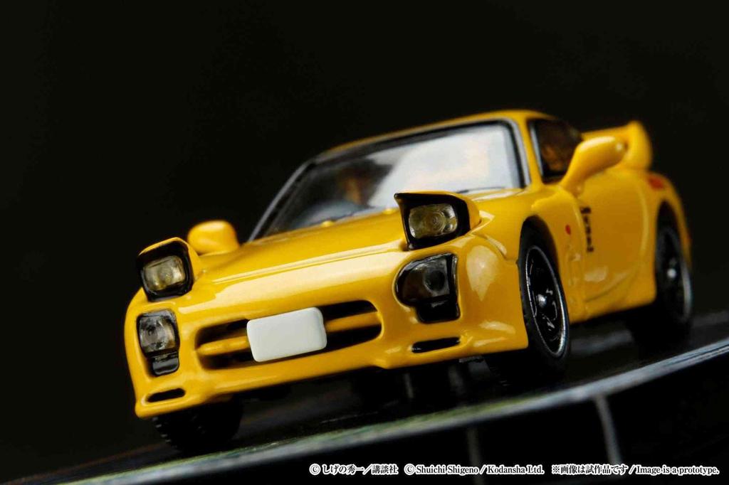 HJ64 164 Mazda RX-7 (FD3S) RED SUNSInitial D with Takumi Fujiwara and Keisuke Takahashi Driver Figures Included, Finished Product
