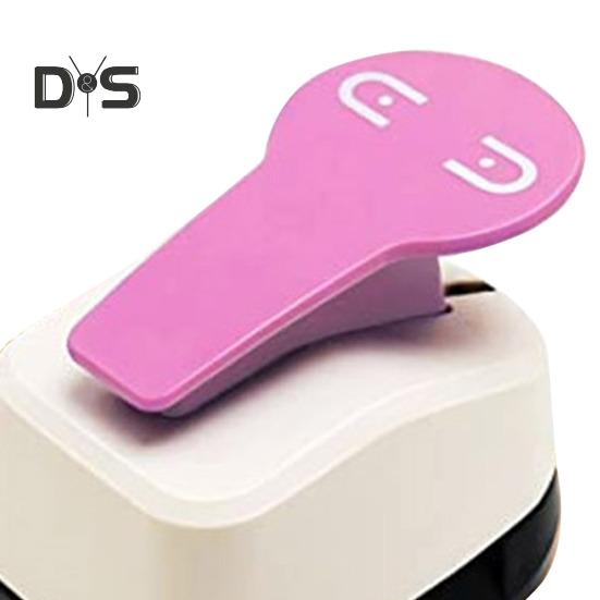 Leverback-Ohrringkartenstanzer, Ohrring-Hängekartenlocher, Handetikettenstanzer für den Verkauf von Schmuckdisplays