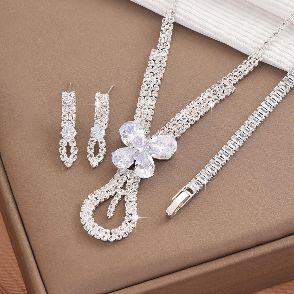 Fashion Zircon Pendant Jewelry Set Bridal Jewelry Bracelet Earrings Necklace Set Jewelry Set