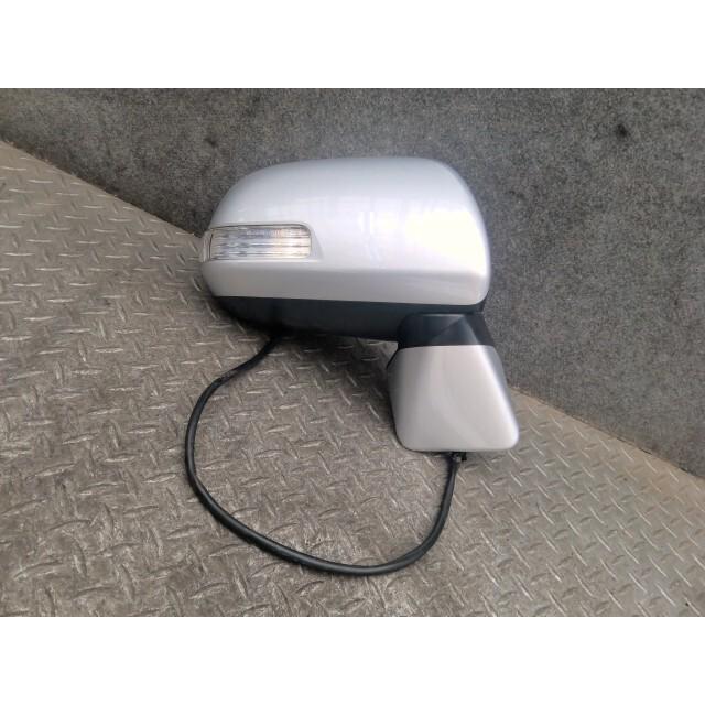 Noah DBA-ZRR70W right side mirror 87910-28B10