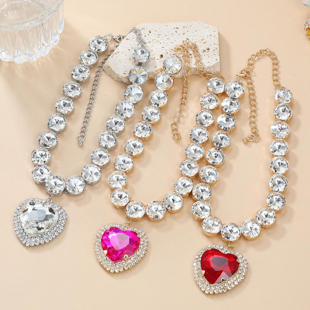 European & American Bridal Jewelry Set: Round Glass Diamond Earrings with Heart Pendant Necklace