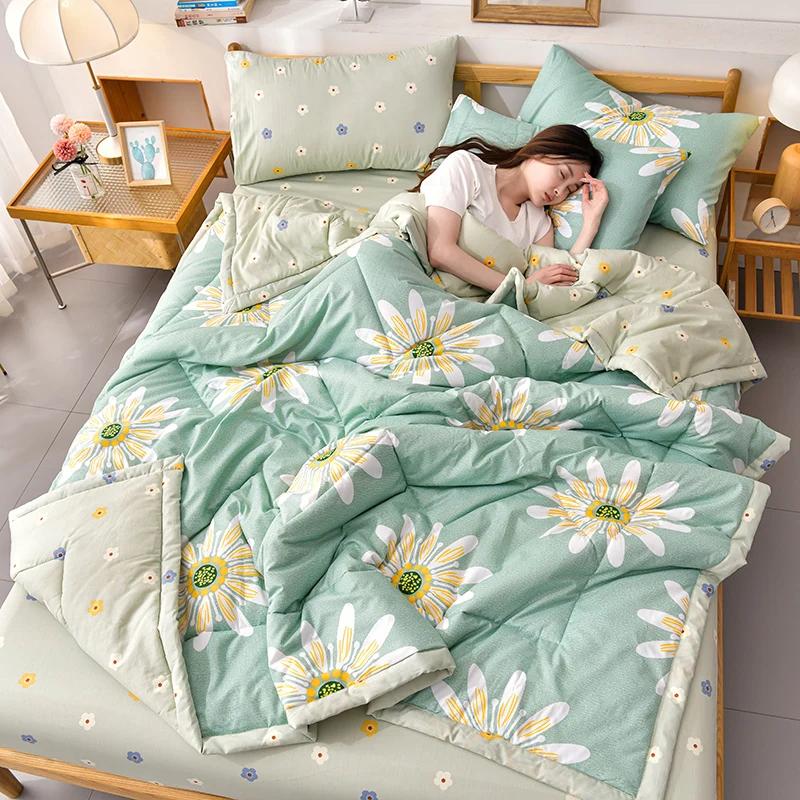 Skin-friendly Summer Cool Quilt Set or 1 Pcs Quilts Comfortable Breathable Air Condition Comforter Lightweight Summer Blanket
