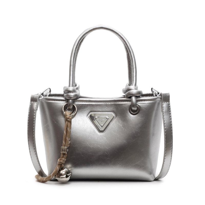 Hot Sale Korean Casual Premium Texture Portable Bucket Bag Simple Trend Fashion Commuter Messenger Bag Women