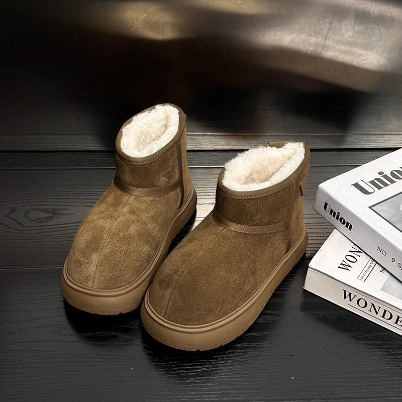 Warm thick-soled snow boots women's 2025 new winter outdoor piled thickened big-headed short boots Northeast cotton shoes