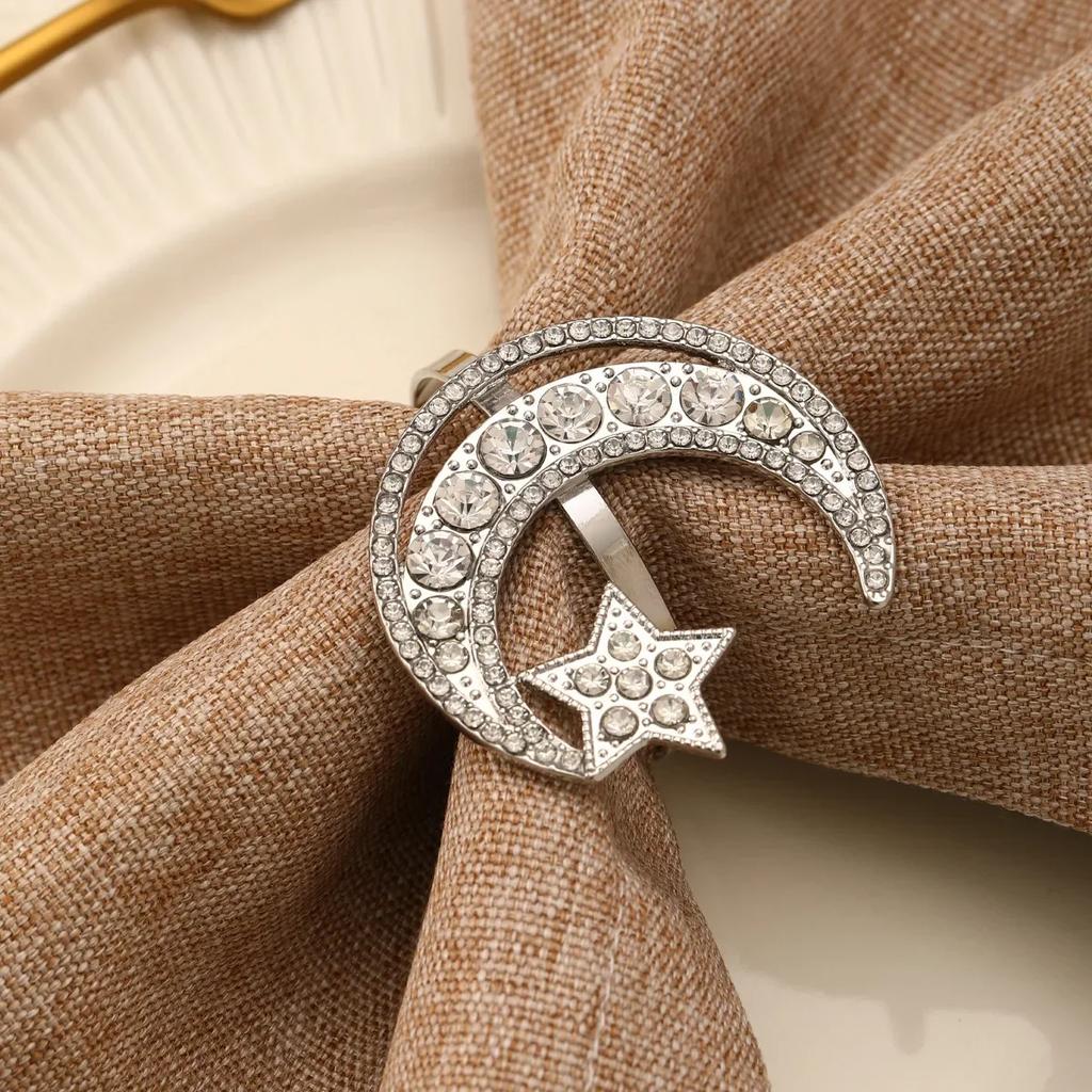 96PCS Creative Inlaid Diamond Stars and Moon Napkin Rings Western Restaurant Table Setting Hollow Rhinestone Napkin Buckle