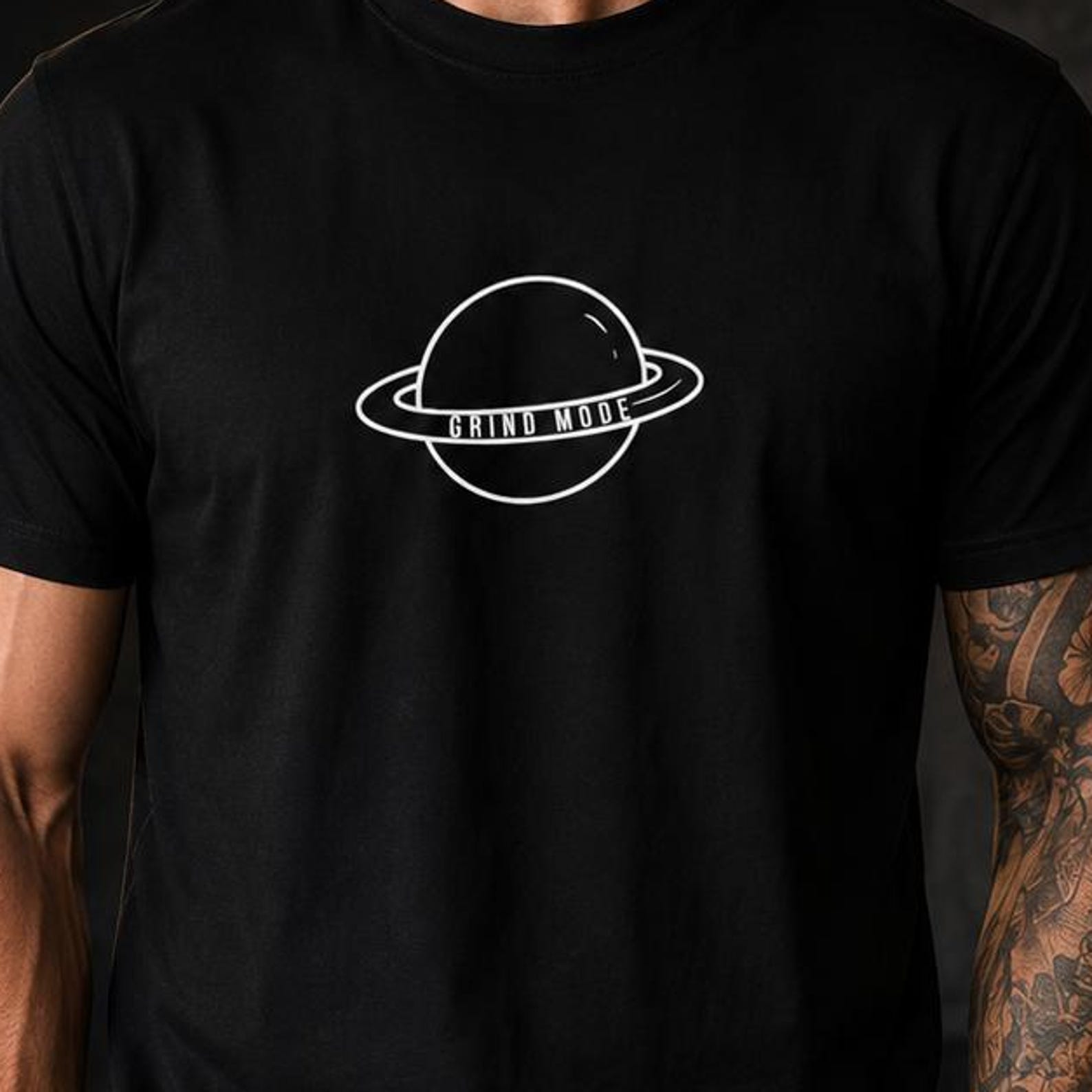 Grind Planet Gamer Tee | Minimal Space Graphic T-Shirt 3XL