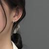 Korean version of small disc earrings, simple personality, micro-inlaid ear buckles, small temperament, ear hole earrings
