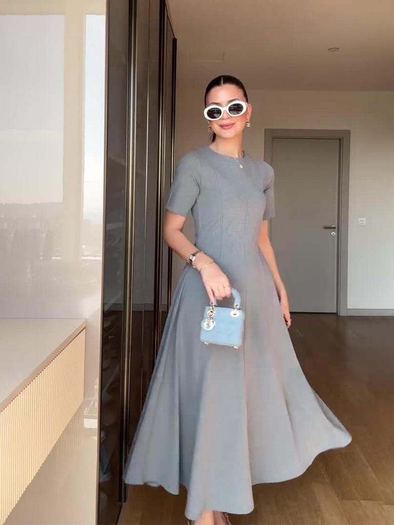 2025 Europäisches & Amerikanisches Elegantes Taillenbetontes Hochwertiges Kleines Schwarzes