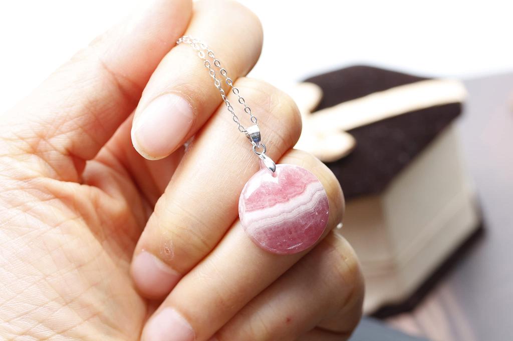 KOUOKU Old Inca Rose Pendant Necklace K18 Gold Plated Silver S925 Engraved Ring Metal Allergy Friendly Natural Stone Power Stone [K Memories]