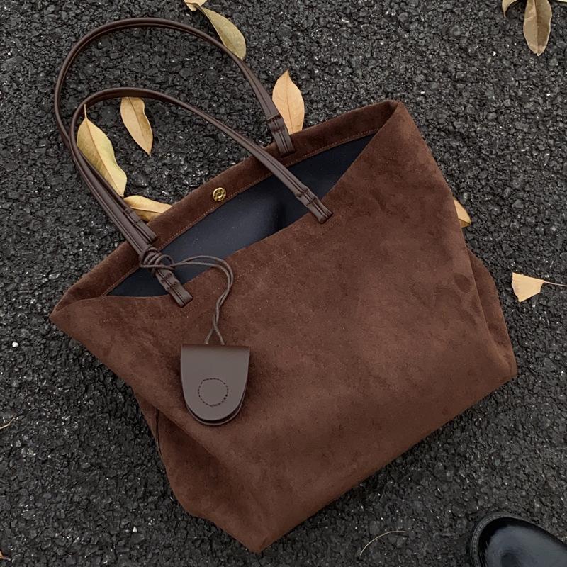 Autumn and Winter Simple Retro Suede Versatile Underarm Bag Women's 2025 New Handbag Commuter Shoulder Bag