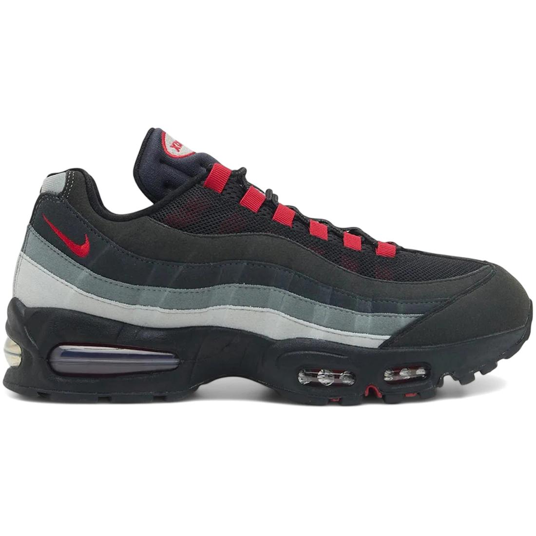 

Sneaker Nike Air Max 95 OG Big Bubble Liverpool F.C.(HM4830-001) 38