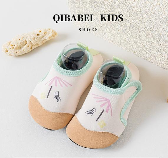 Kids Water Shoes Beach Shoes Non Slip Quick Drying Lightweight Swim Socks for Boys and Girls Suitable for Pool Water Sports and Outdoor Activities