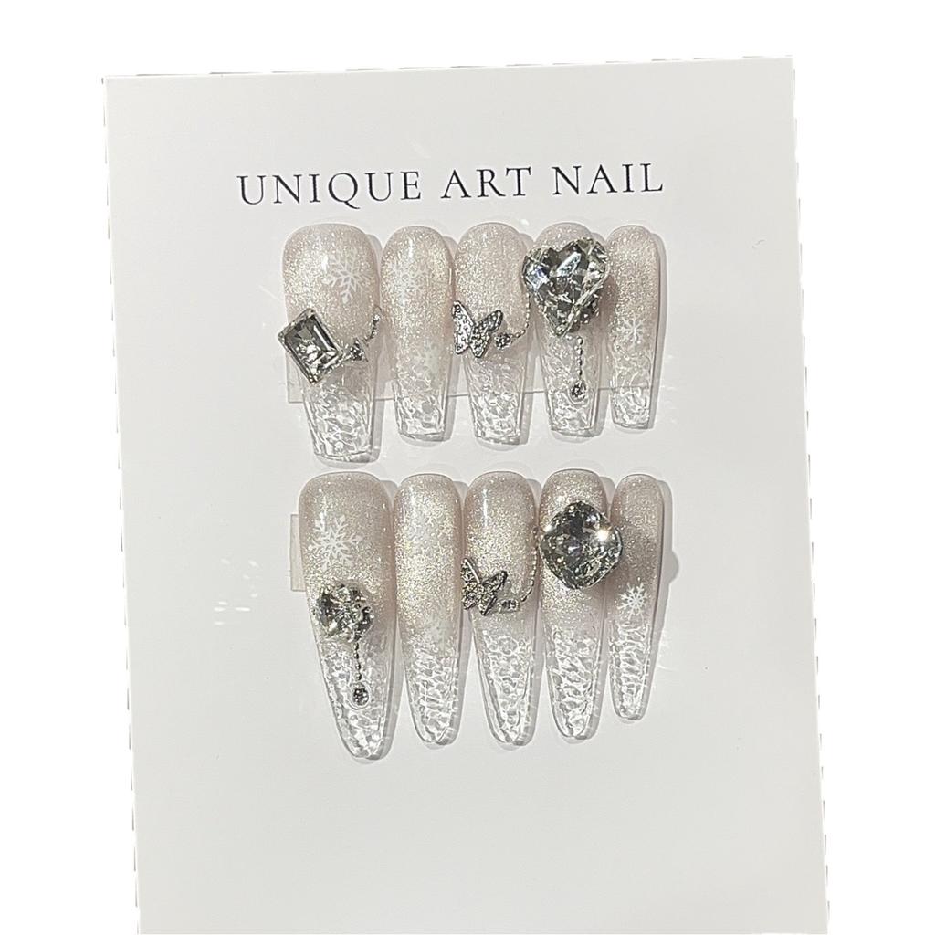 Ice Flowers, Snow, Winter Cold and Broken Feeling, White Temperament, Butterfly Stickers, Love Wear Armor