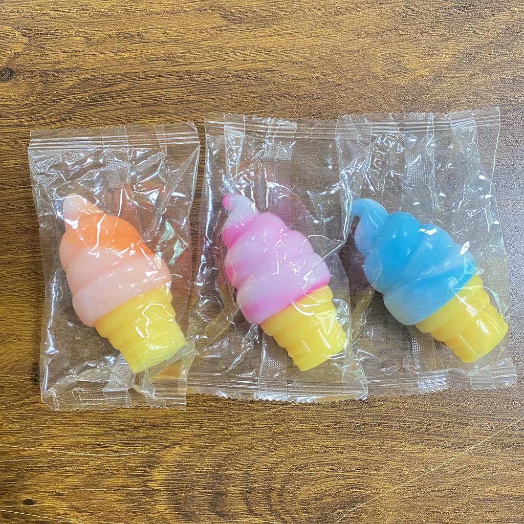 Decompresión de plastilina con forma de helado, cono de helado sorpresa, para aliviar el estrés, regalos de fiesta, adornos